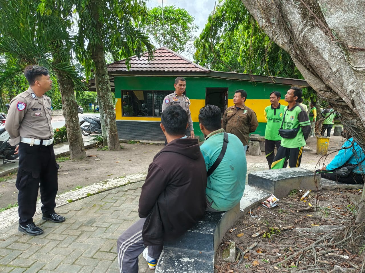 Ditlantas Polda Kalteng Gelar Kegiatan “Polantas Menyapa” Beri Pesan Keselamatan Kepada Masyarakat d